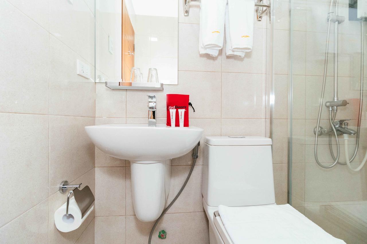 Reddoorz Premium @ Sampaloc Makati Hotel Makati City Kültér fotó