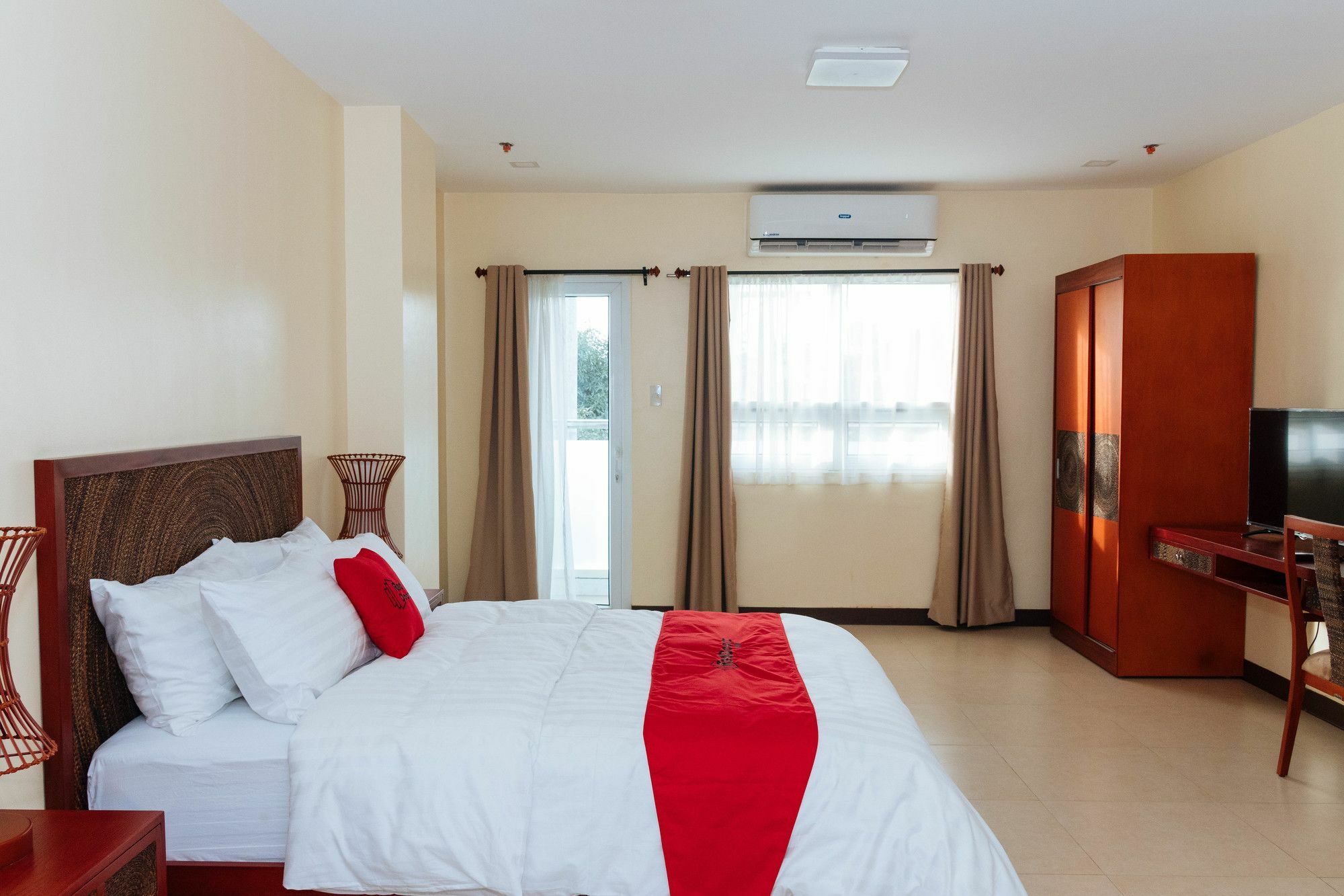 Reddoorz Premium @ Sampaloc Makati Hotel Makati City Kültér fotó