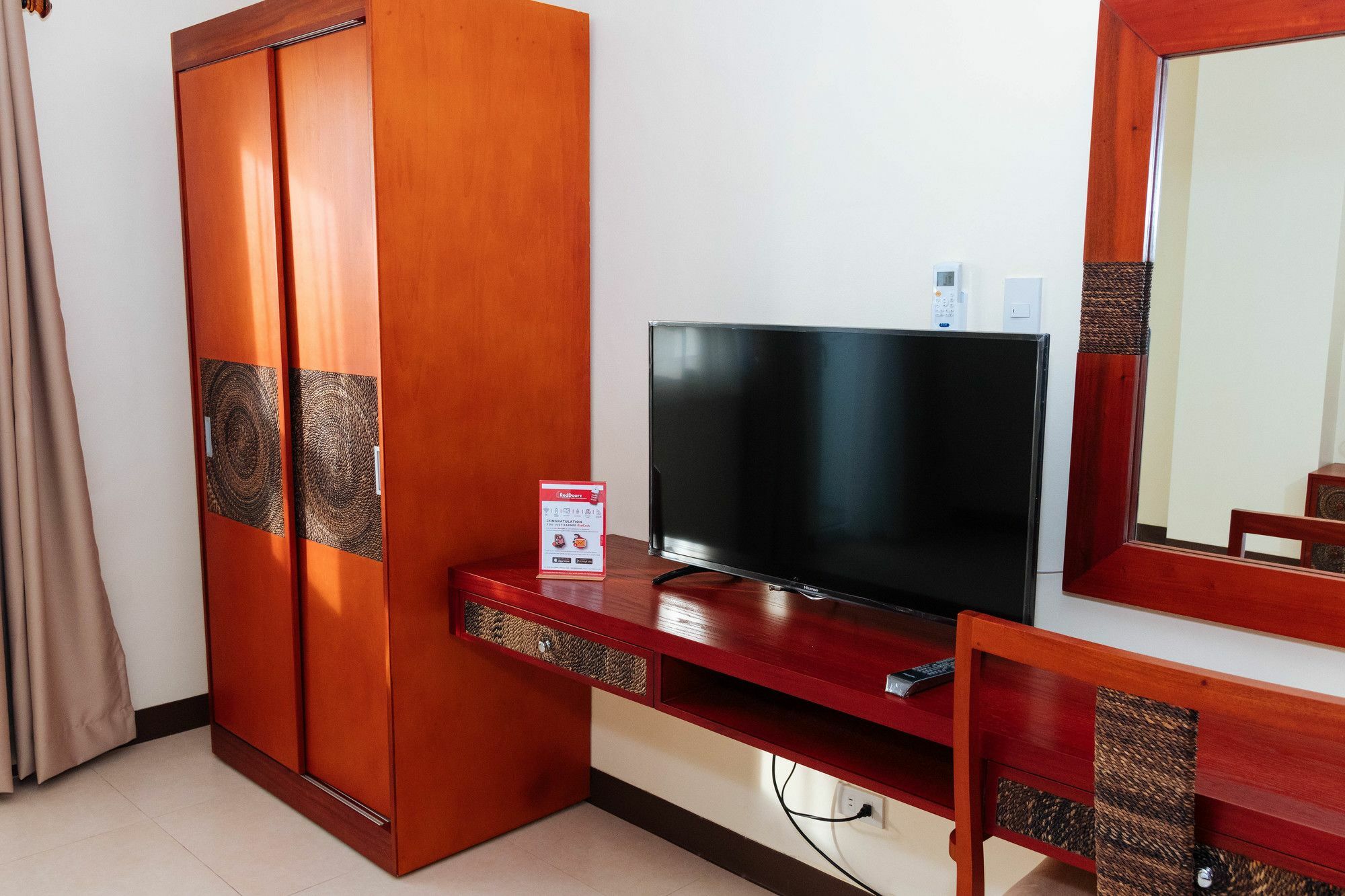 Reddoorz Premium @ Sampaloc Makati Hotel Makati City Kültér fotó